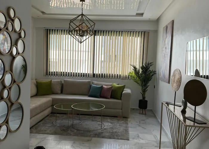 Prestige Stay With Swimming Pool