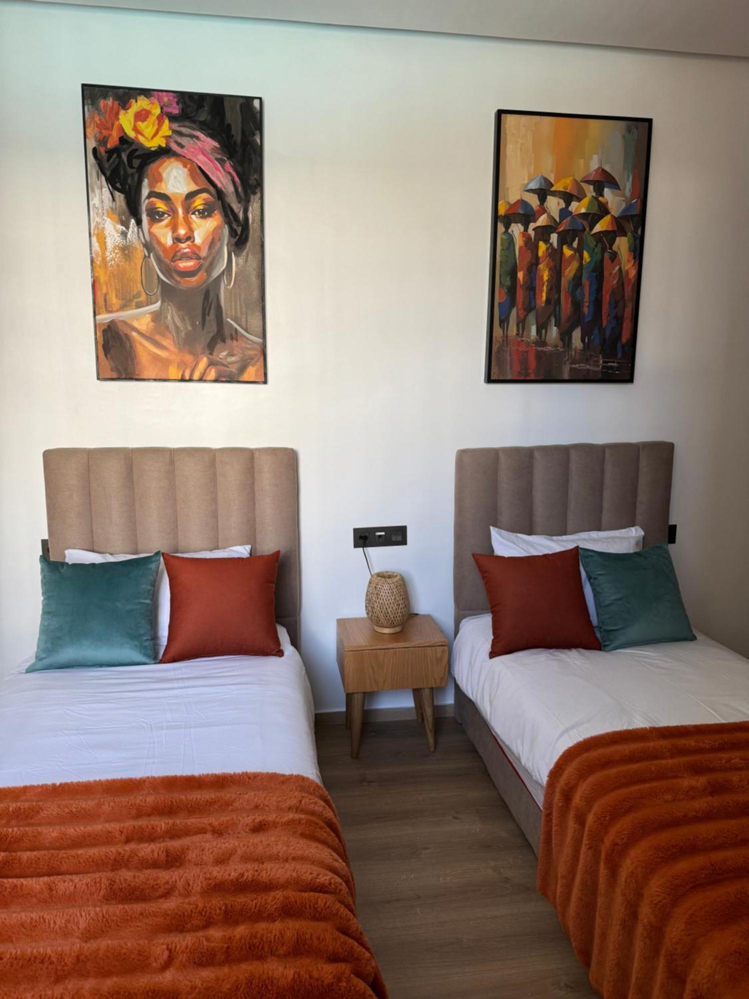 Prestige With Swimming Pool Apartment