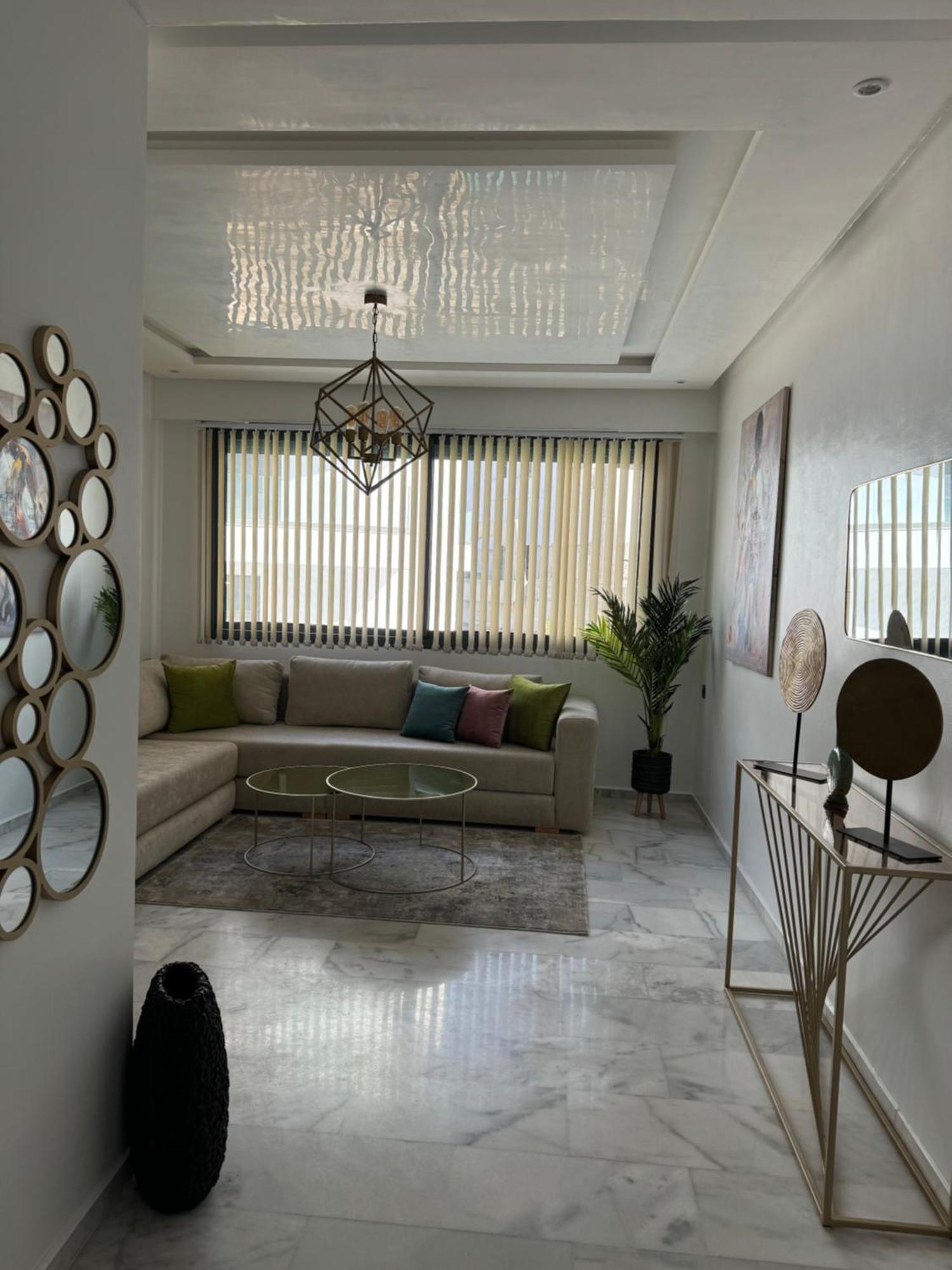 Prestige With Swimming Pool *